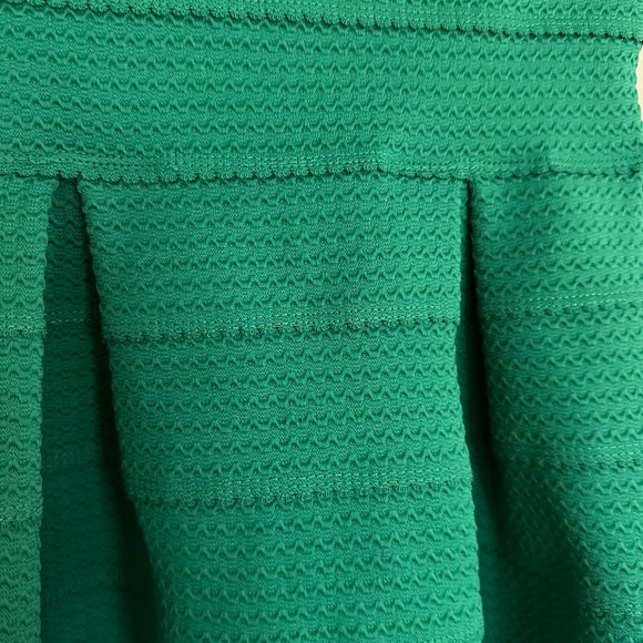 Women's H&M Green Skater Skirt Scalloped Edge A-line - Size S - Picture 5 of 5